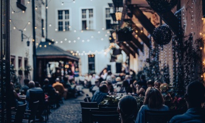 Wrocław - gdzie zjeść? Najlepsze restauracje we Wrocławiu (azjatyckie, polskie, włoskie, wegetariańskie)  