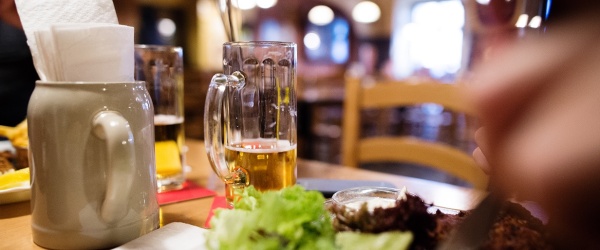 Gdzie zjeść w Szklarskiej Porębie? Najlepsze restauracje w Szklarskiej Porębie
