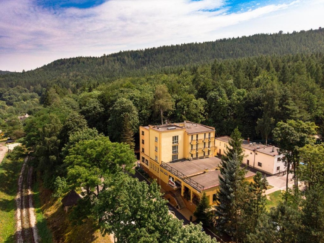 Dom Wczasowy Kamela budynek