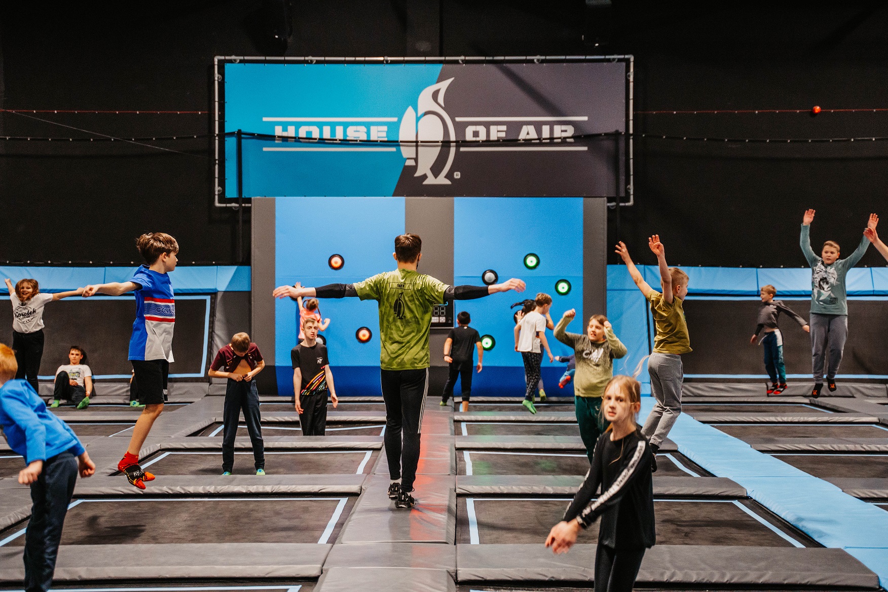 house of air gliwice park trampolin
