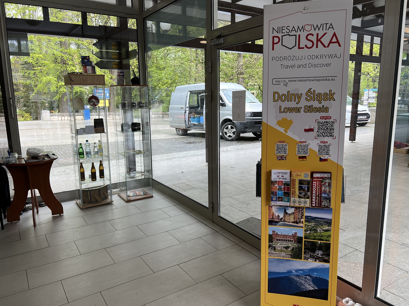 materialy reklamowe Niesamowita Polska