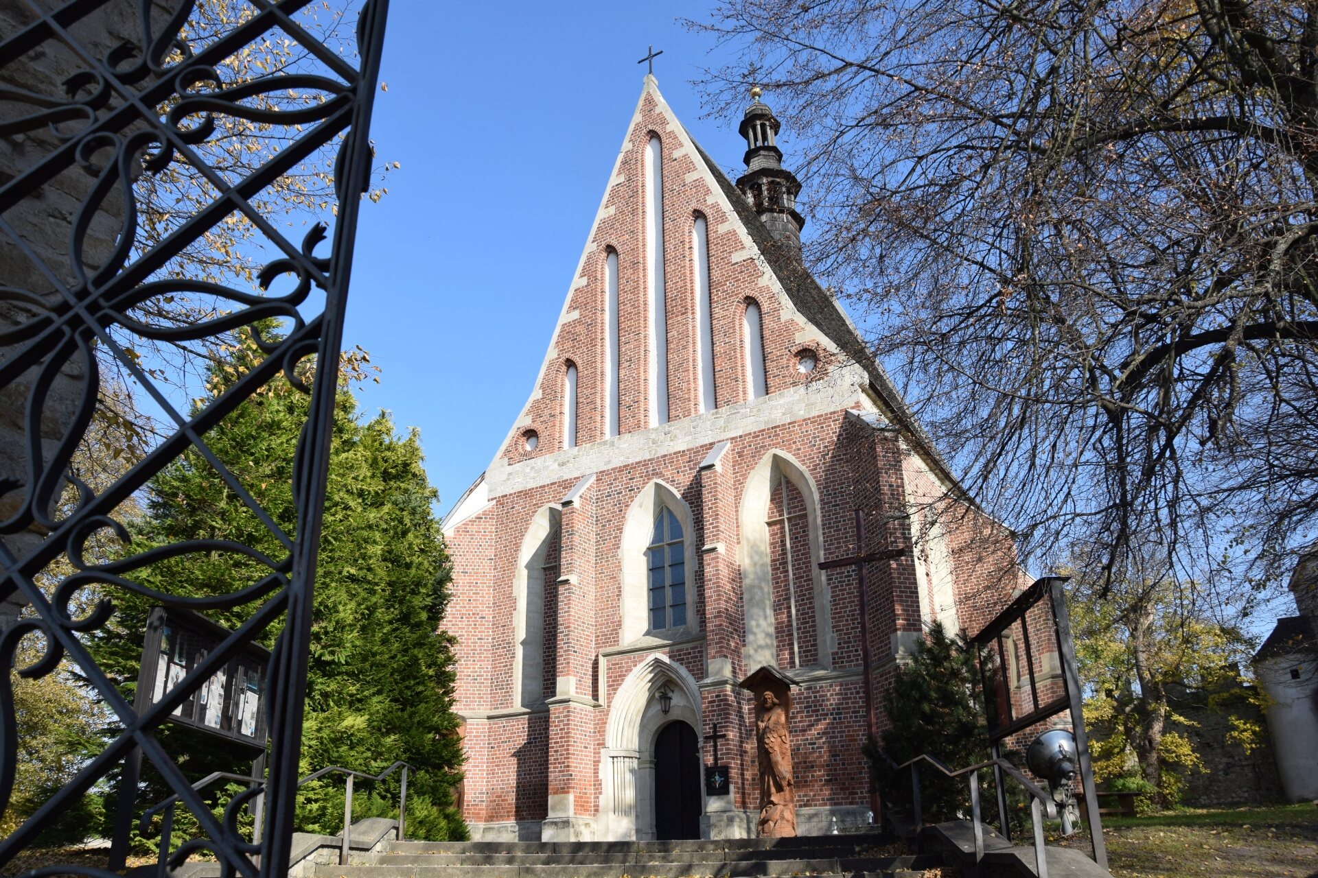 kościół Władysława Szydłów