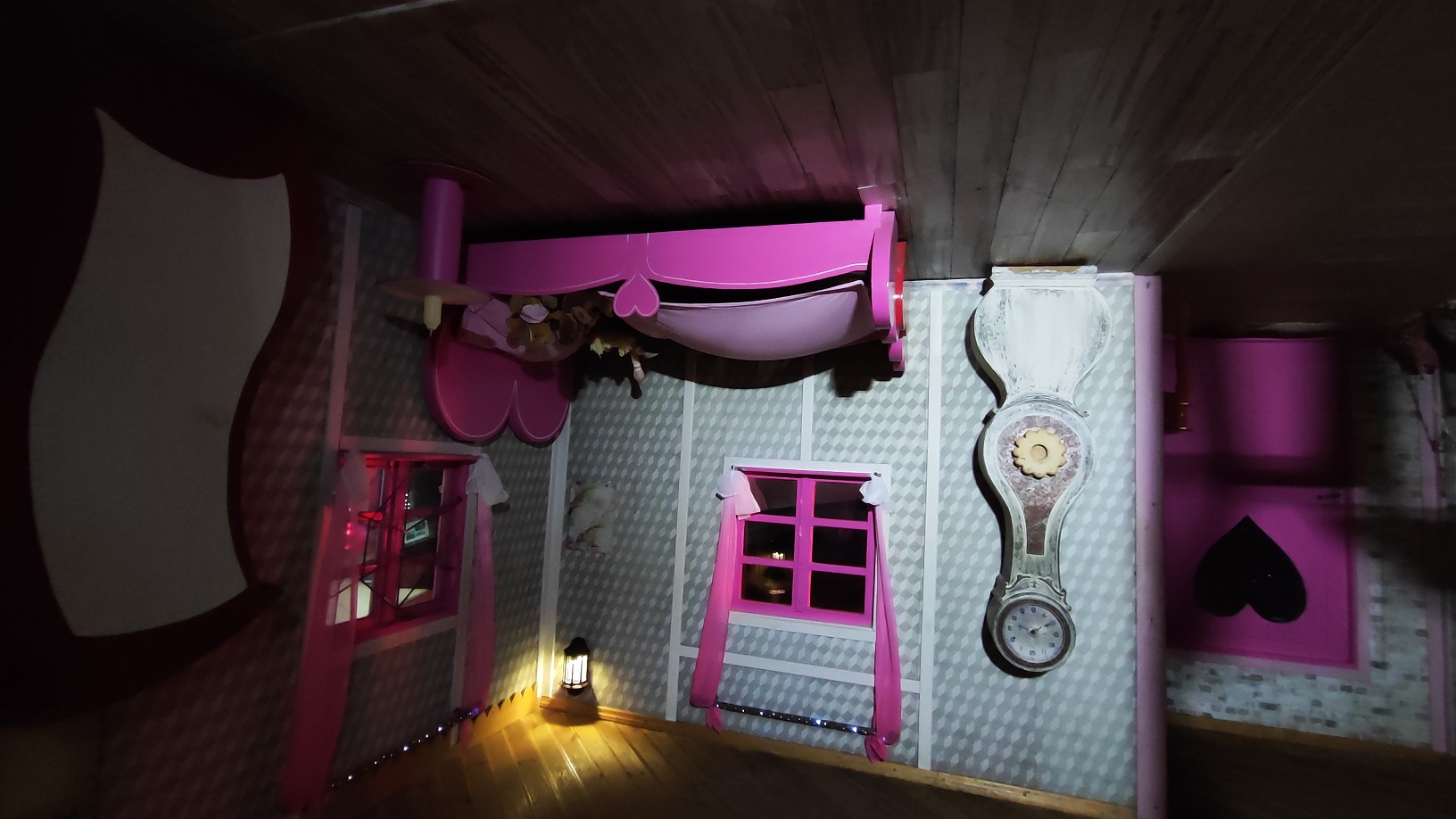 Dom do góry nogami zachodniopomorskie