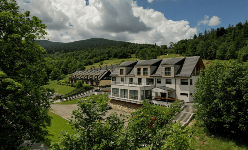 Hotel i Apartamenty "Pod Śnieżnikiem" Stronie Śląskie