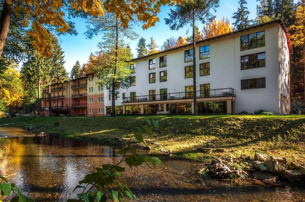 Hotel Mir-Jan w Lądku-Zdroju