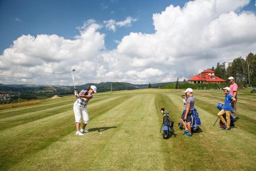 Golfowa Wioska w Szczytnej